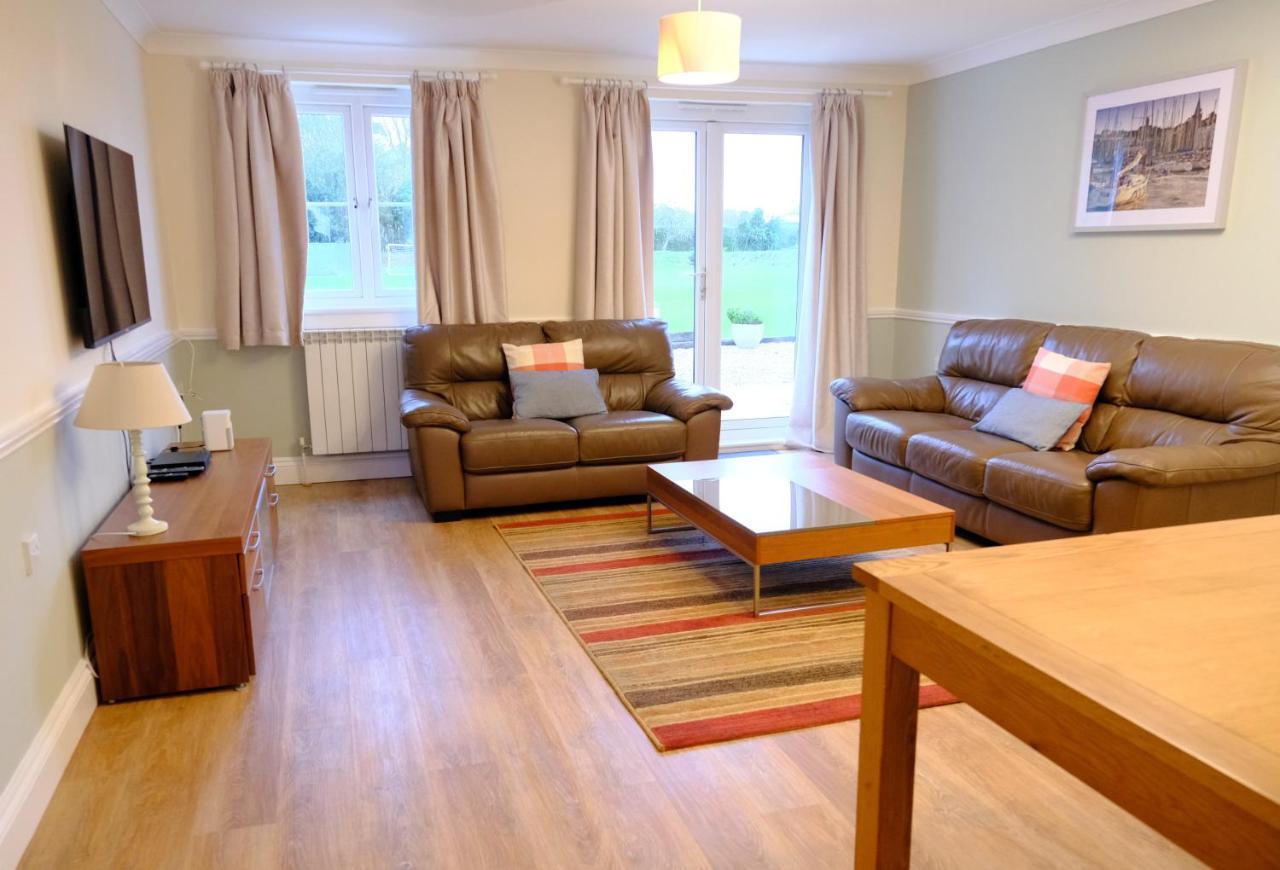 Ellingham Self-Catering Cottages Saint Peter Port Exterior photo